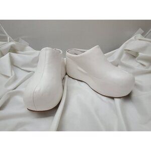 Jeffrey Campbell Cloggin Platform Shoes 10 White Slip-On Faux Leather Clogs